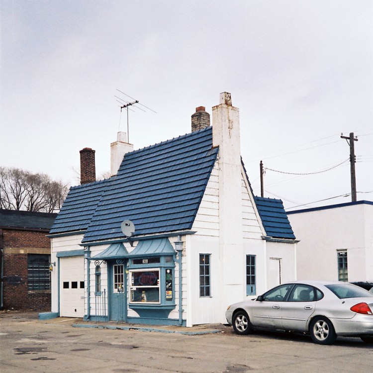 Pure-Oil-Station.WEB.jpg